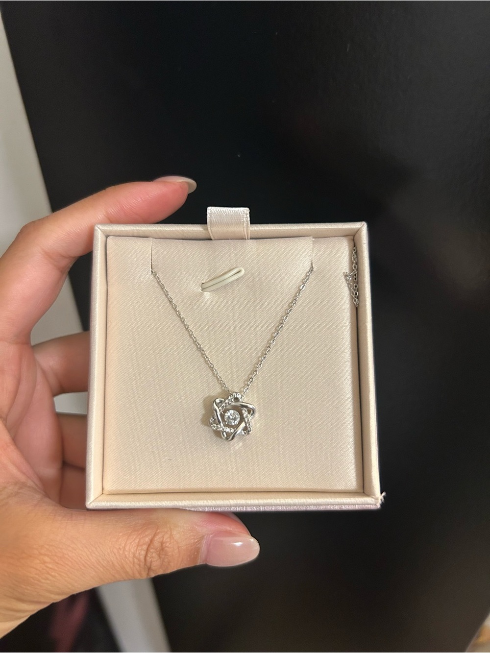 Rose Pendant Necklace in Silver
